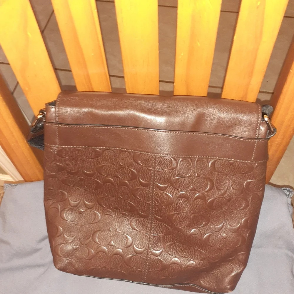 Coach signature Messenger bag